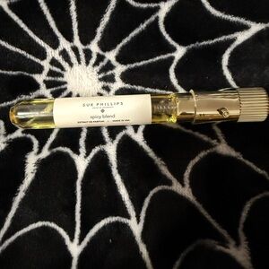 Sue Phillips Spicy Blend Perfume